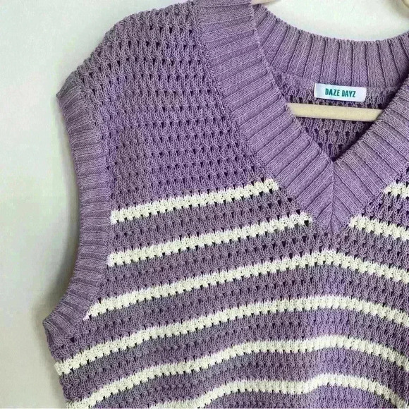 NEW Daze Dayz Eva Knit Vest Purple White Short Sleeve Size S - Picture 5 of 10